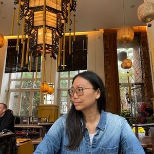 Meet your Posher, Chrissy